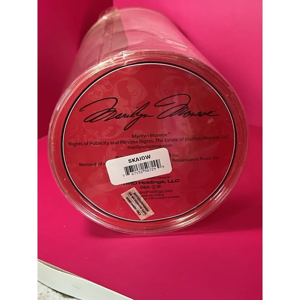 Marilyn Monroe‎ Oversized Wine Glass 24oz NIP